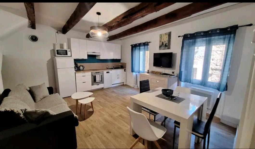 Charmant Appartement De Village Renove Gorbio Exterior photo